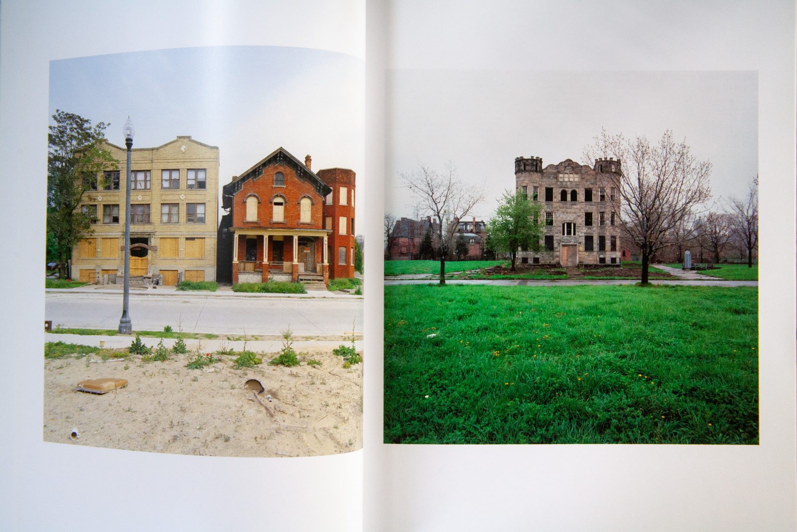 Abandoned houses. Words and photography. Under the Influence.